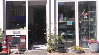 photo/a6824f2b-01c4-48f9-a58f-873e56bd599d-3